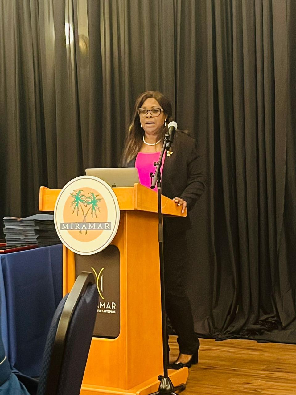 Dr. Sonia Hylton speaking at Miramar Cultural Center